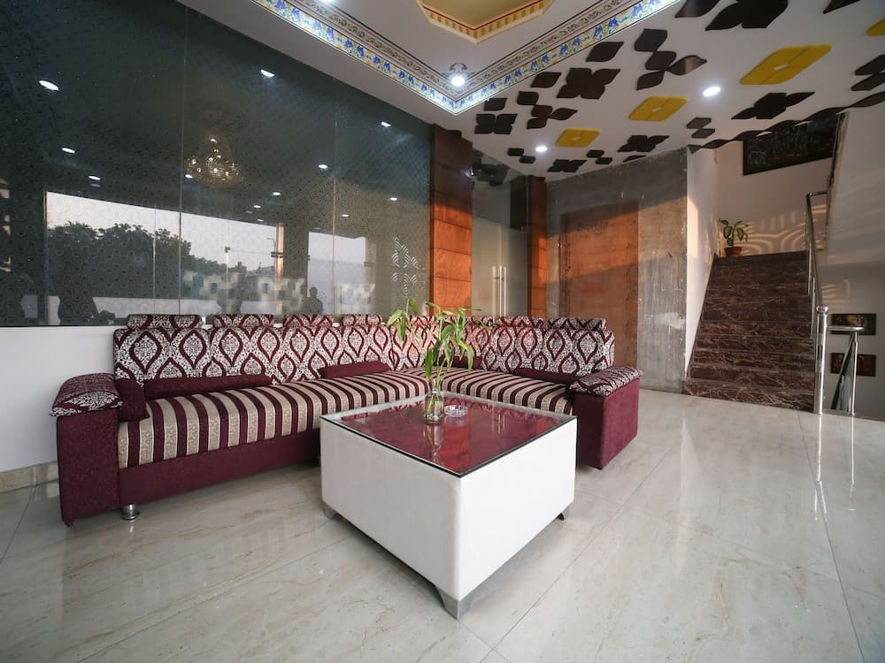OYO 23295 Hotel The Rajfort