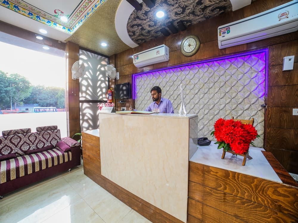 OYO 23295 Hotel The Rajfort