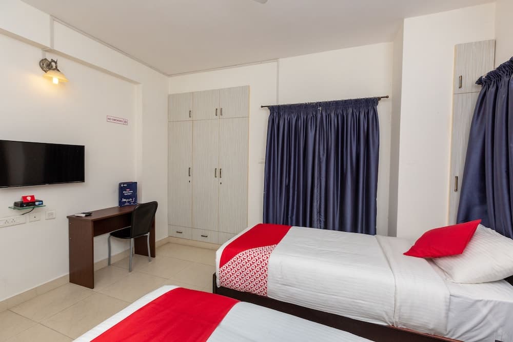 OYO 23202 Cute Orange Service Apartments