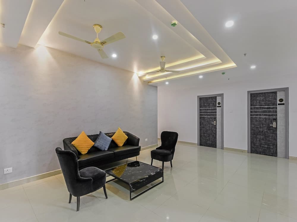 Capital O 23322 Hoysala Inn