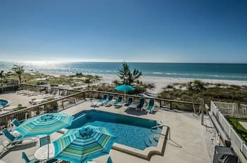 The New Hotel Indian Shores