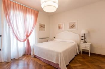 Versilia Sains Souci