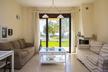 Guedin Sea Side House