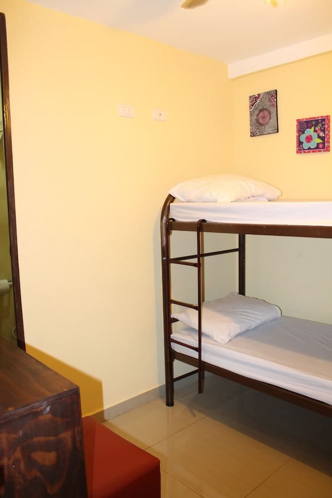 Habitaciones Zona UCA