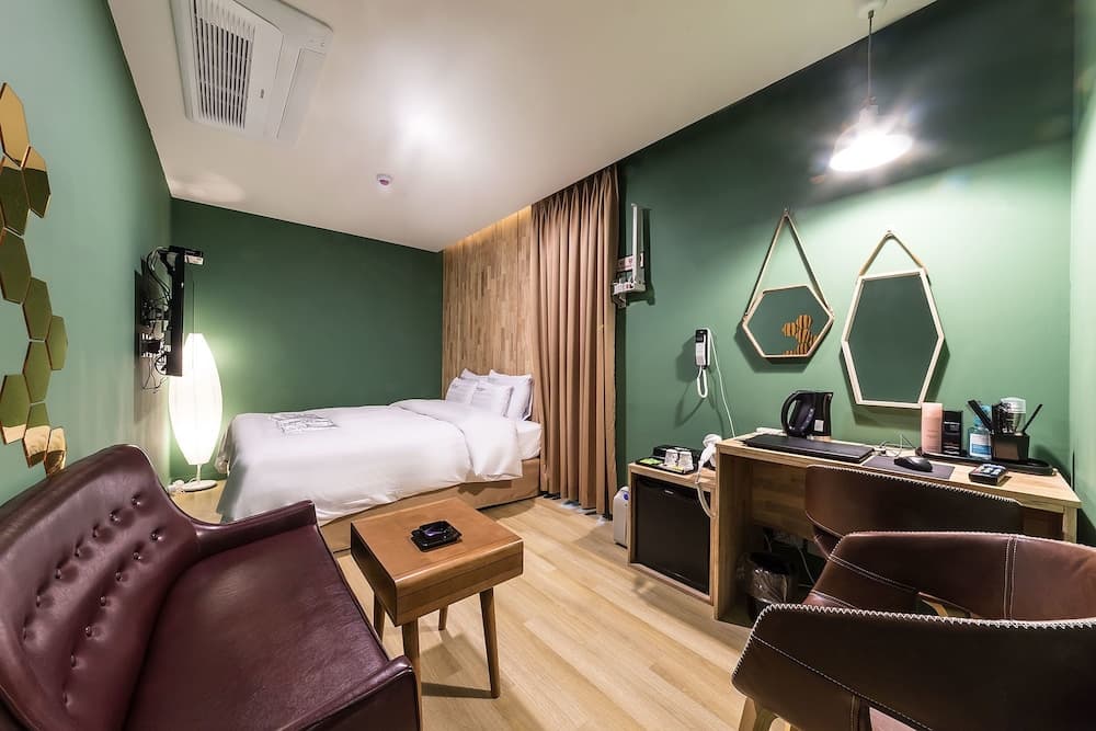 Pyeongtaek Sevilla Hotel