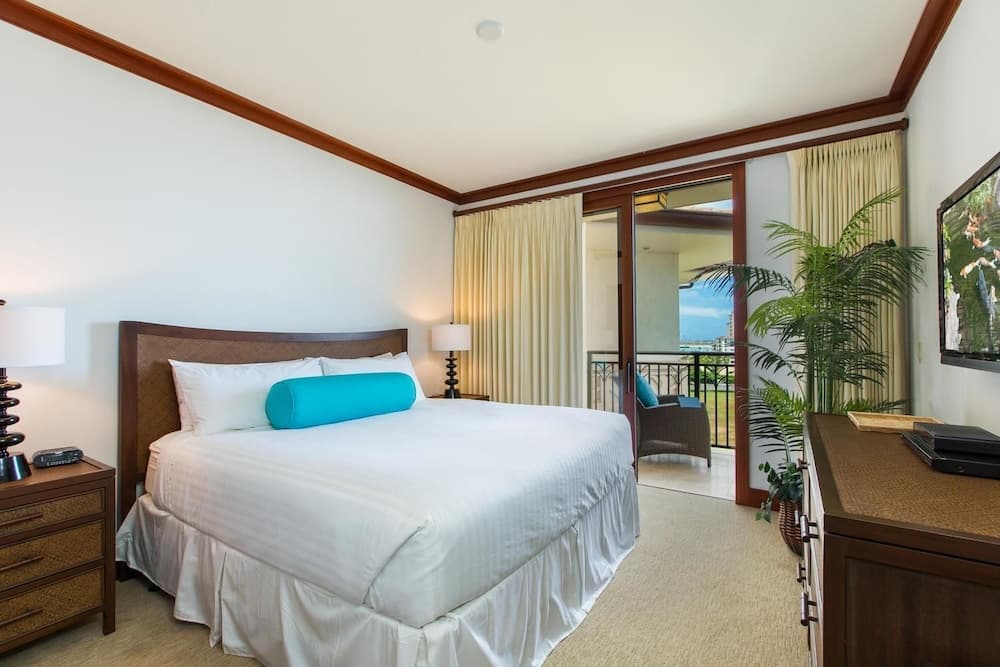 Three-bedroom Villas at Ko Olina Beach Villas Resort