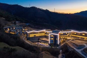 Ramada Hotel & Suites by Wyndham Gangwon Pyeongchang