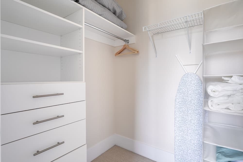 GLOBALSTAY. Modern Downtown Apartments