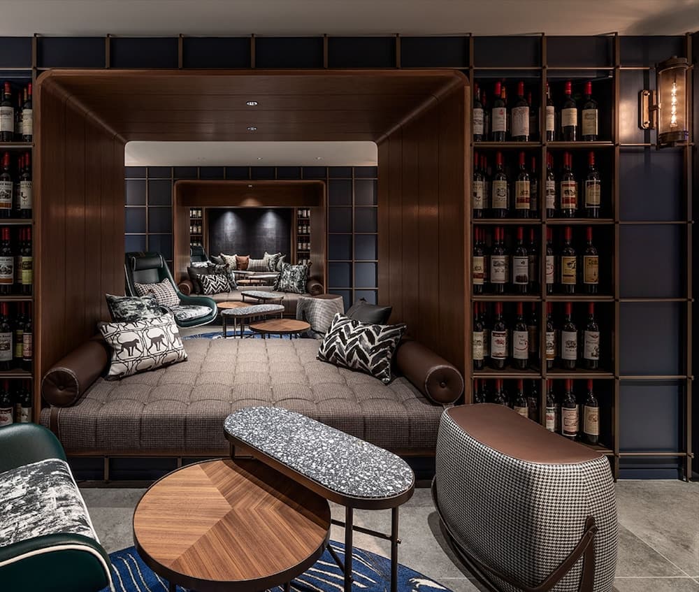 THE LIVELY FUKUOKA HAKATA