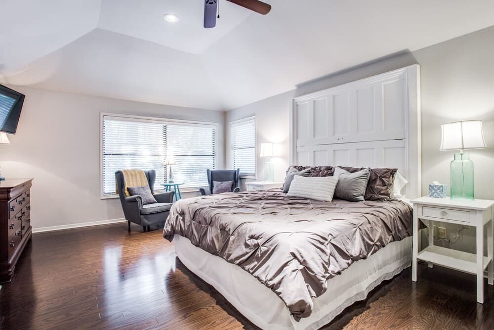 Arlington Manor - 5 Br Home