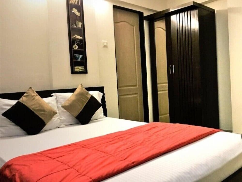 Arista Service Apartments - Khernagar