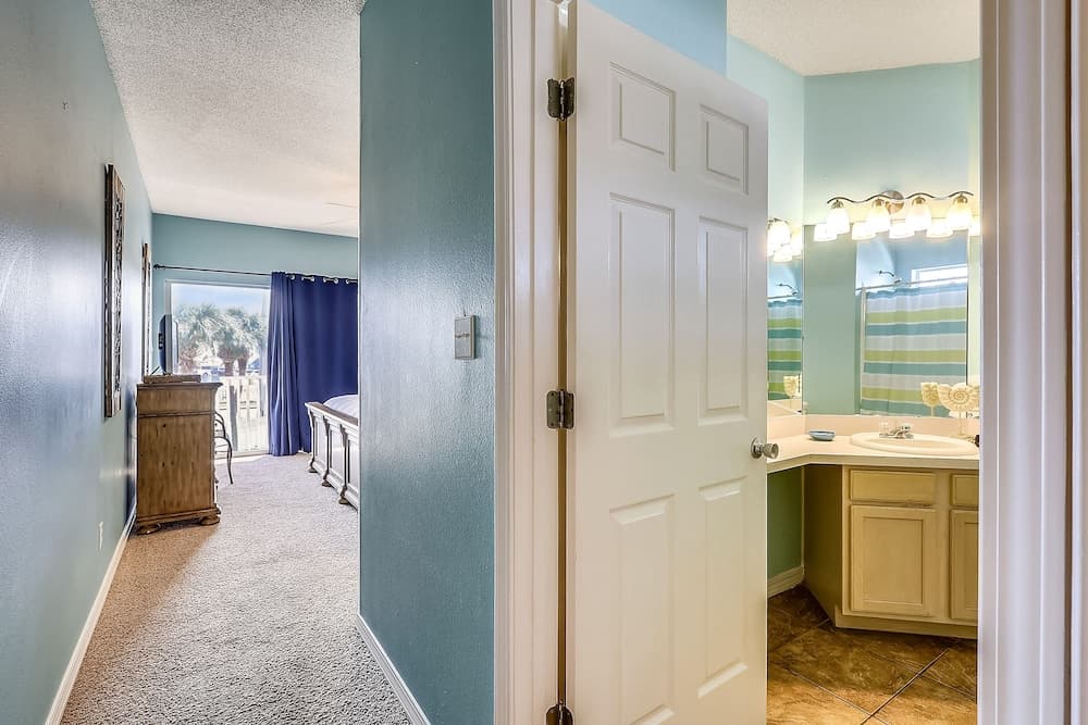 Sandpiper Cove 9203 2 Bedroom Condo by RedAwning