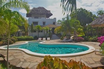 Cestlavie Resort and SPA