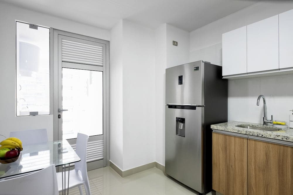 UR Place Rentals -2Bdrm Canvas Miraflore