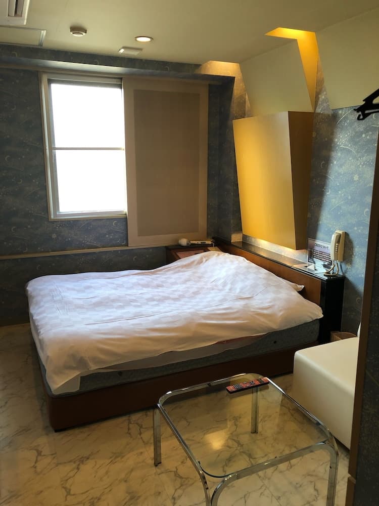 Hotel Revoir - Adults Only