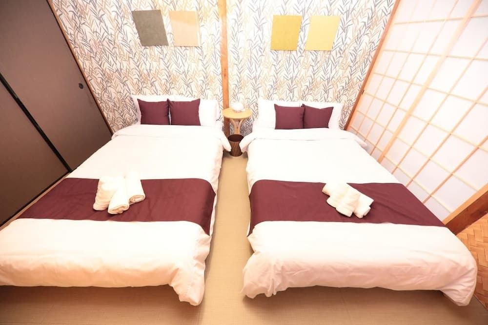 Modern Japanese Villa ShinOsaka 193-5