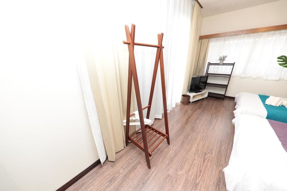 Modern Japanese Villa ShinOsaka 193-5