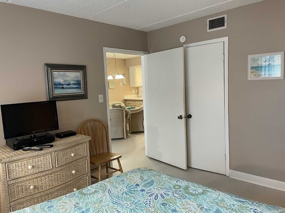 Surfside I 210 Minium 2 Bedroom Condo by RedAwning