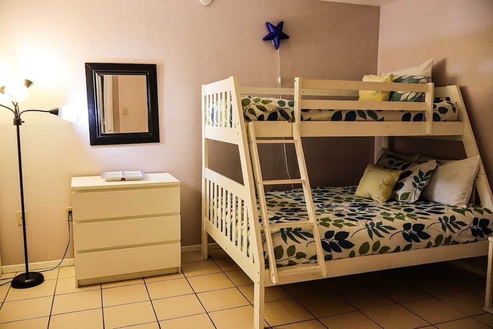 Beachview 105 Minium 2 Bedroom Condo by RedAwning