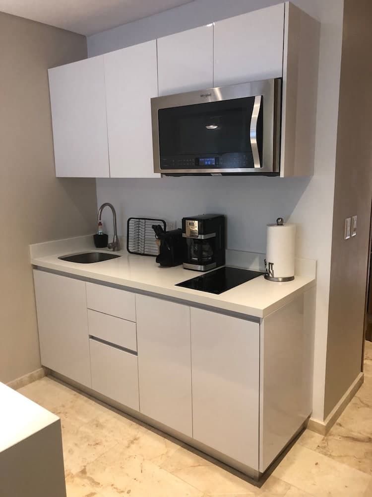 Memorable Tulum Experience @ THE HIGHLINE STUDIO By Salt-Kisses