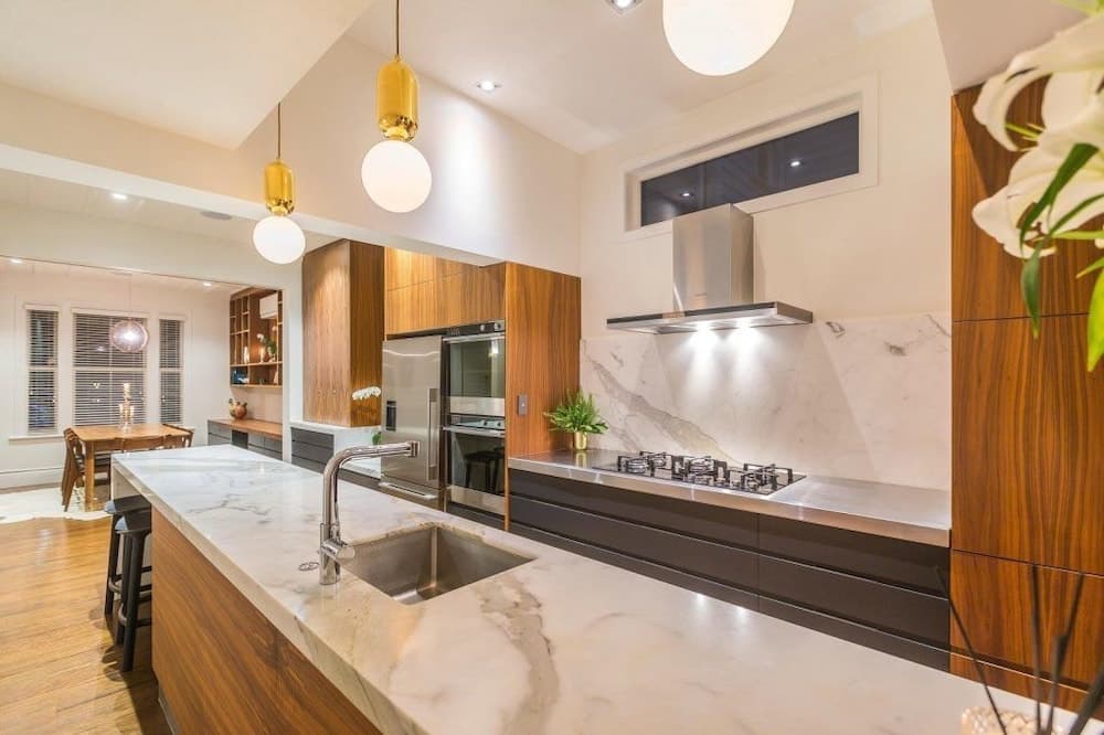 Robyn's Luxury Cottage