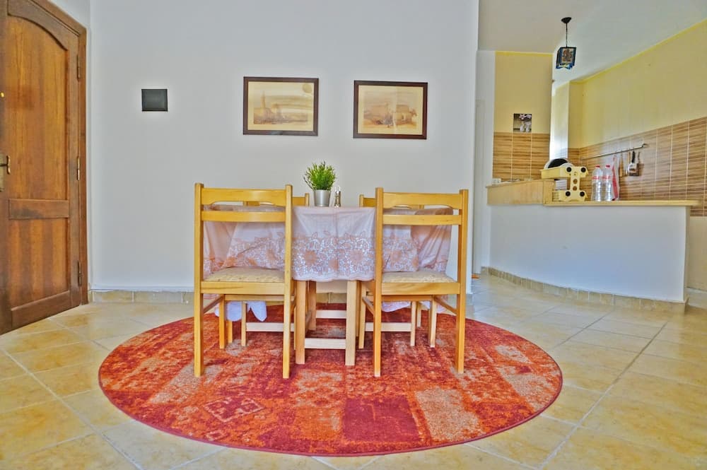 Villages Road Apartments