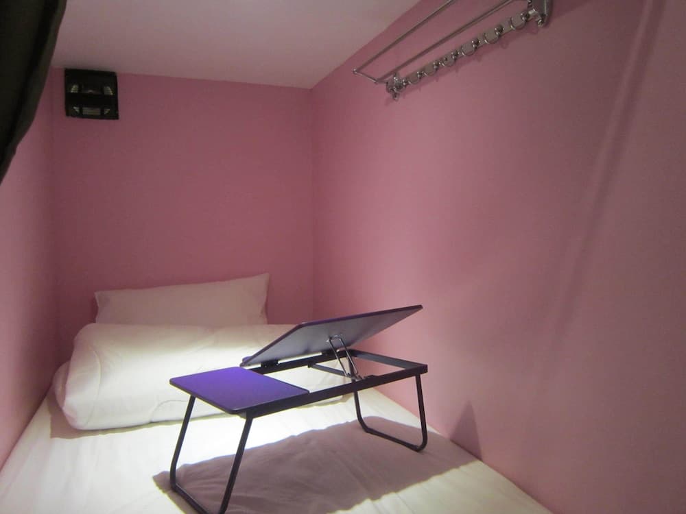 Thirty Three Stewart Houze - Hostel