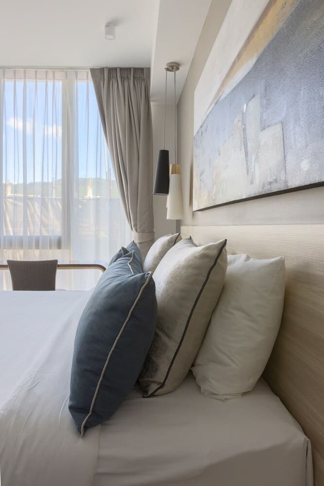 Oceanstone Phuket by Holy Cow 604