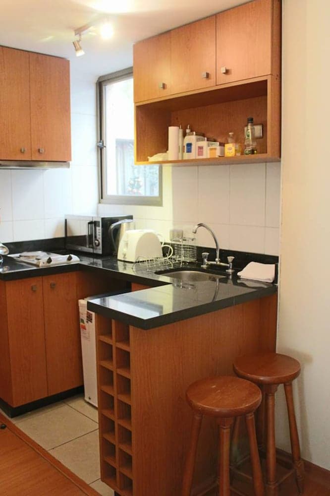 UH ApartHotel Lastarria 70