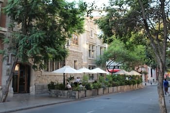 UH ApartHotel Lastarria 70