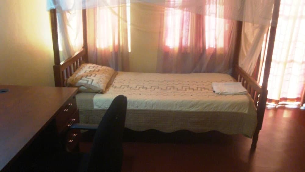 Eastern Route Hotel Kireka