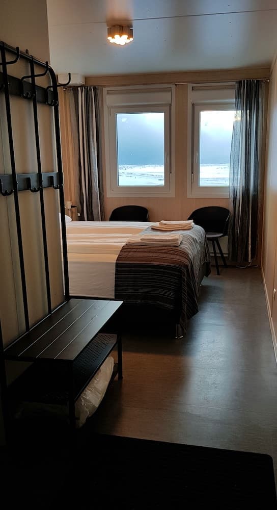 Viking Café Guesthouse