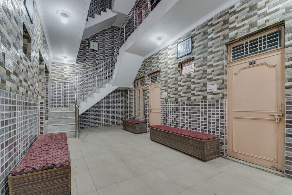 OYO 24893 Palak Lodge