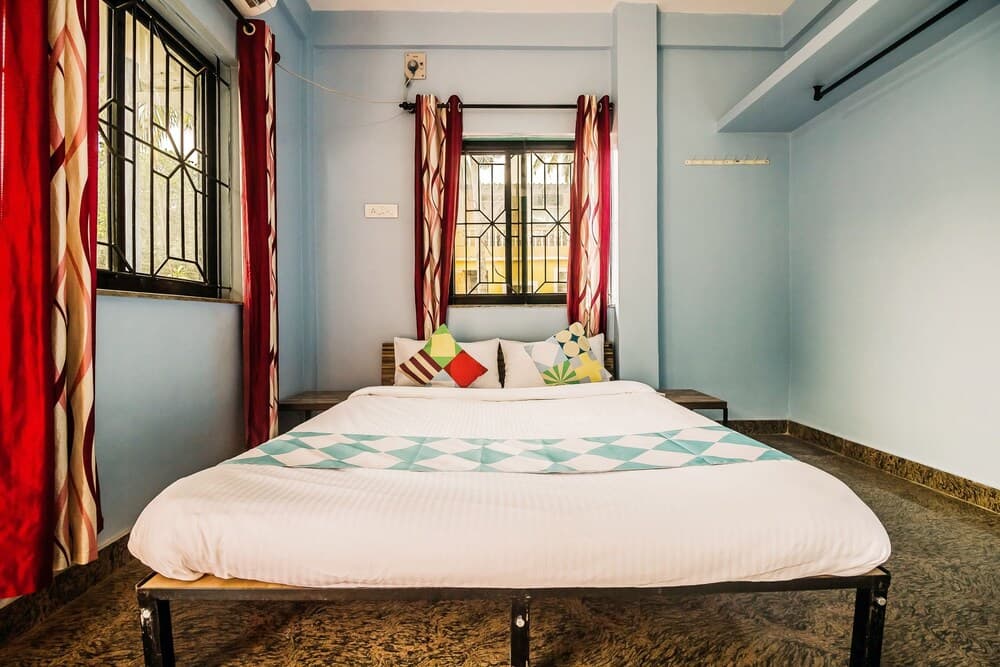 OYO 19176 Home River View 2BHK Siolim