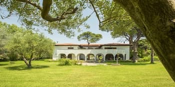 Greenlea Beachfront Villa Spathies