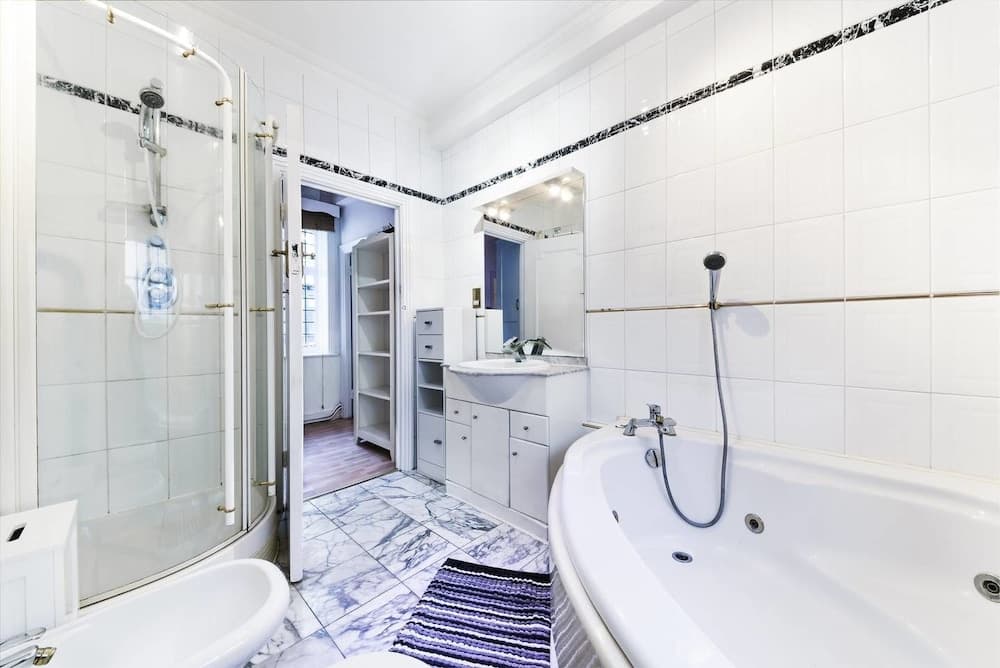 Cosy West End Flat min From Selfridges & Oxford st