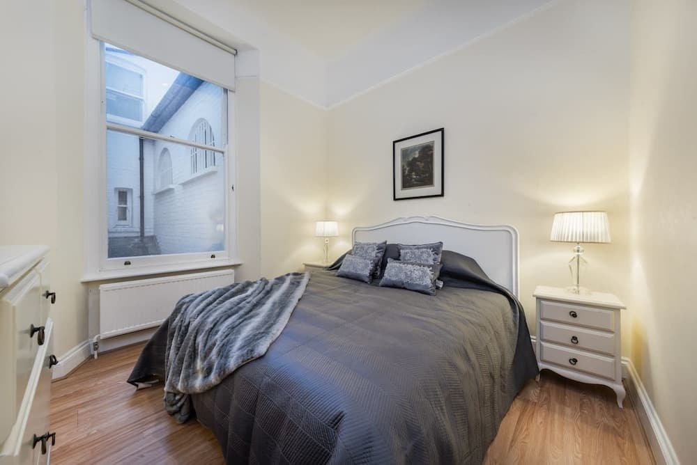 Luxury Private Apartment in Kensington