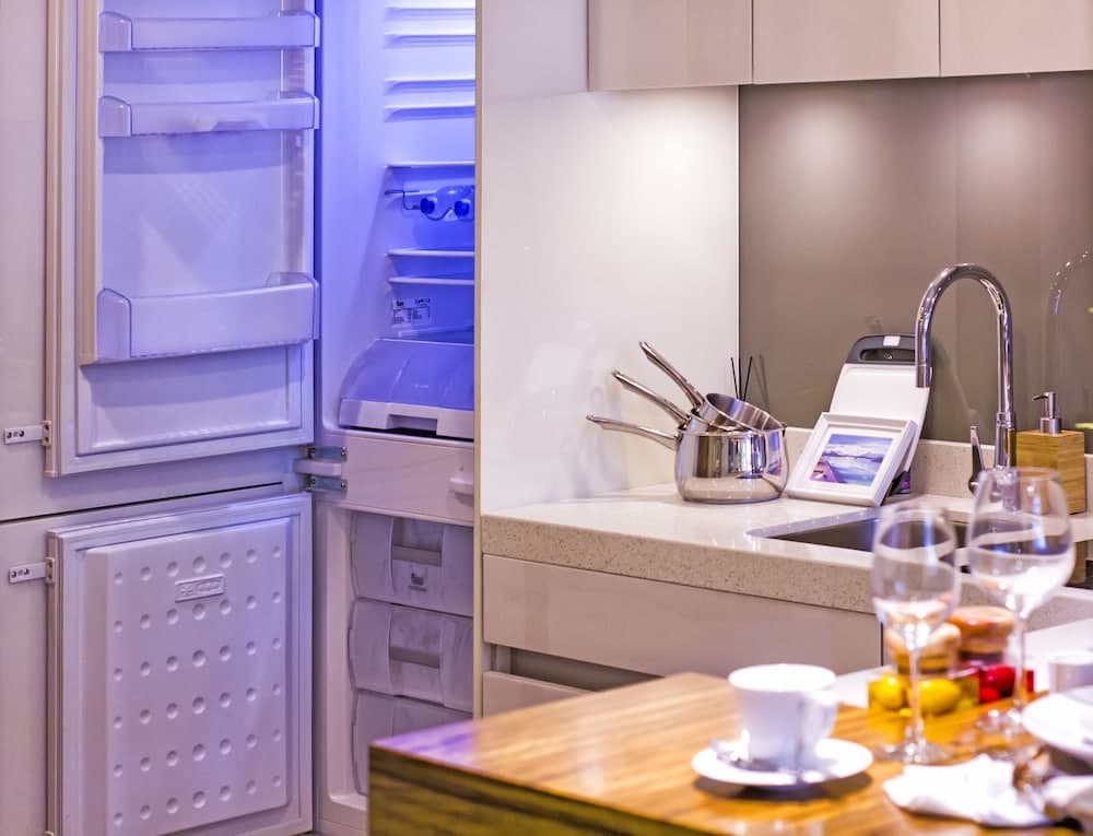 Oceanstone Phuket by Holy Cow 409