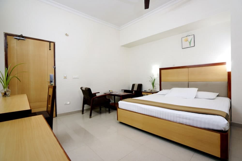 Hotel Geetha Regency