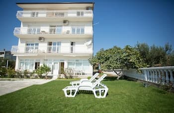 Beach Apartments Rumin
