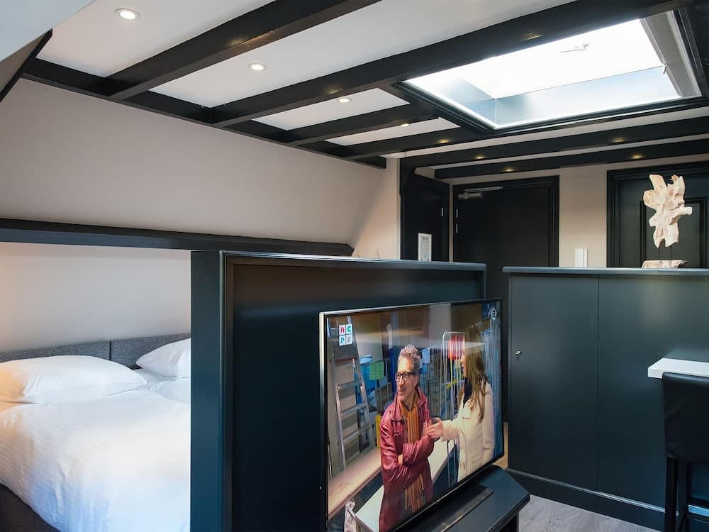 BizStay Park Central Apartments