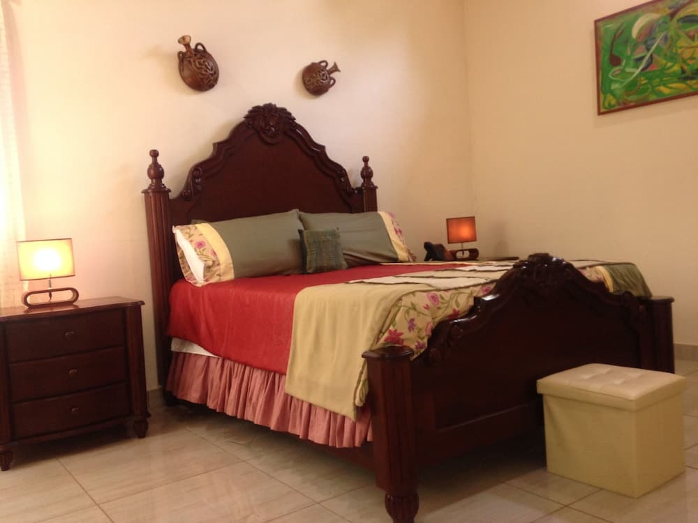 Restaurante, Cigar Bar, Whisky Lounge, Hostal Suite Dos Visiones