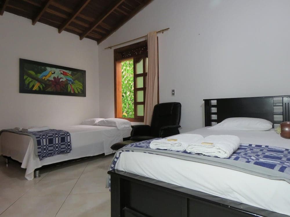 Hostal Juanes - Hostel