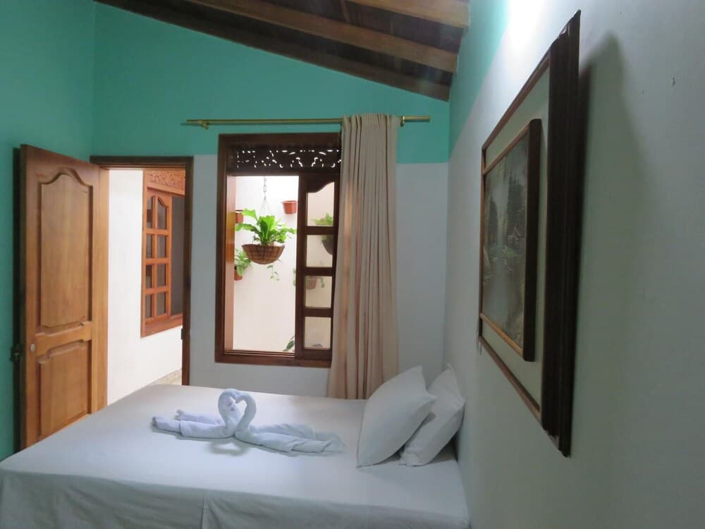 Hostal Juanes - Hostel