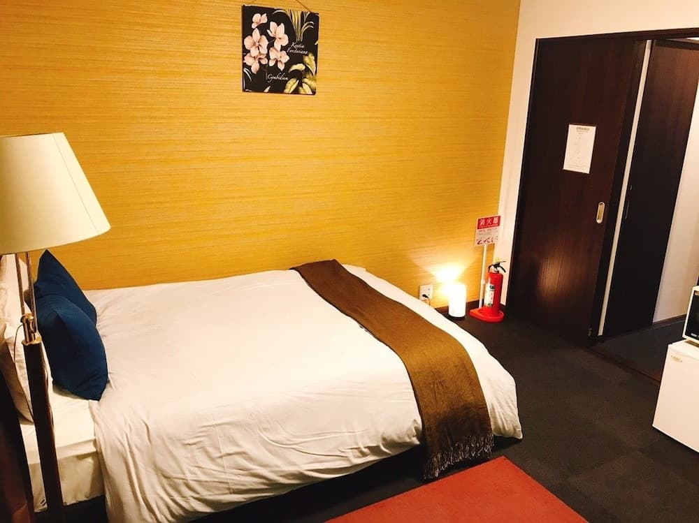 GH One More Heart at Kamishichiken 3