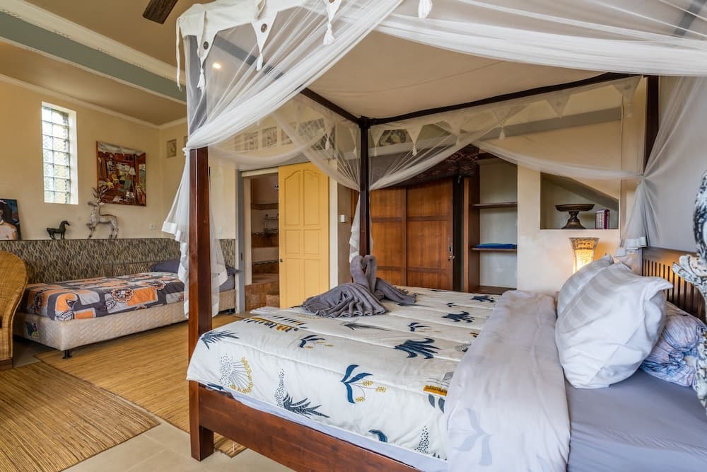 Tirta Asri Ubud Villa