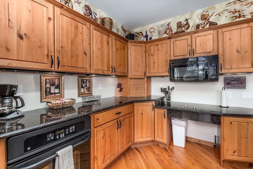 Mount Stratus 11b 2 Bedroom Condo by RedAwning