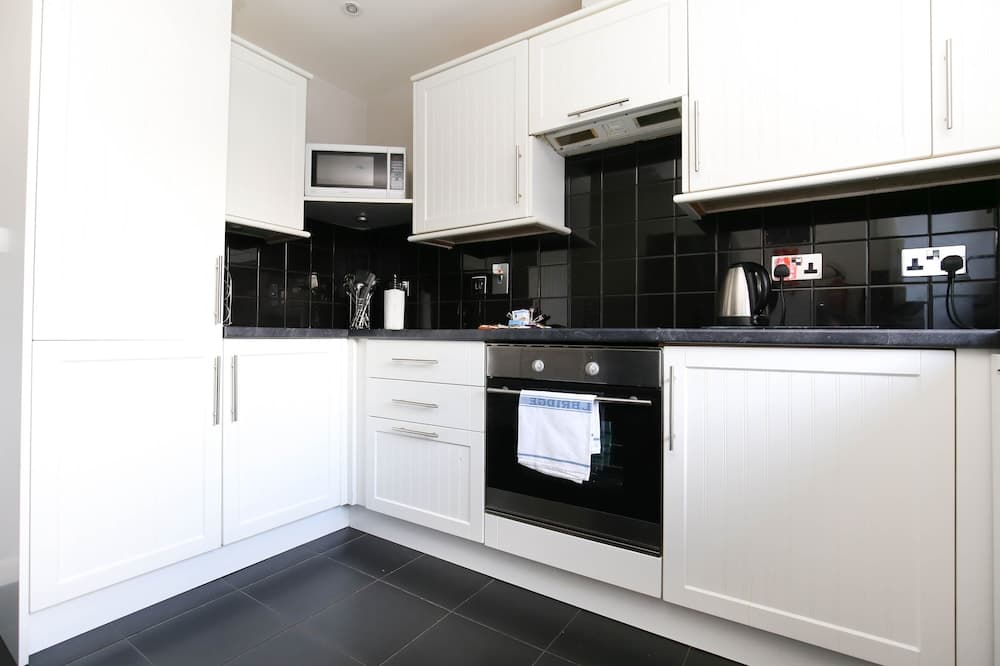 Week2Week Fantastic Tynemouth Apartment with 2 Bathrooms