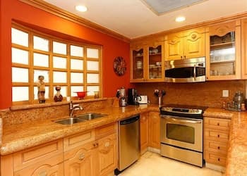 Upgraded Villa La Estancia W/view