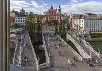 Filip Palace Luxurious Apartment